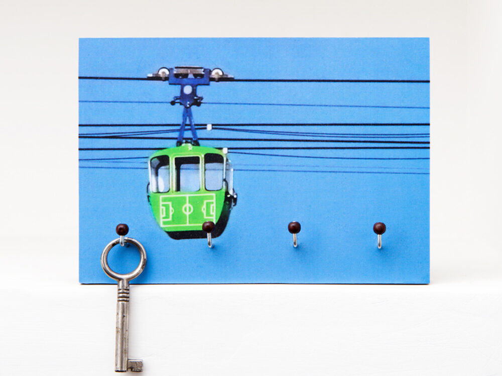 Schlüsselbrett Seilbahn Fußball aus eigener Fotografie von Frau Plonka