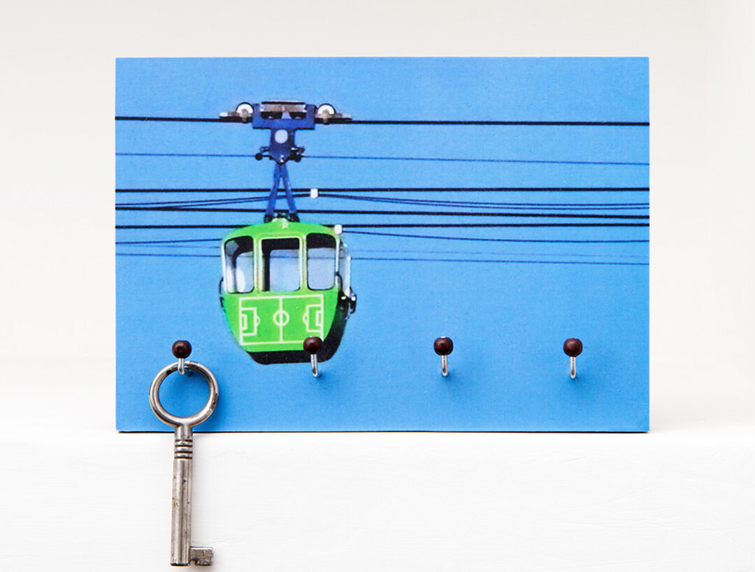 Schlüsselbrett Seilbahn Fußball aus eigener Fotografie von Frau Plonka